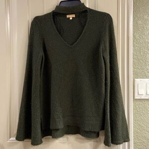 Pullover Hunter Green Colored Sweater by takara Brand.  GUC!